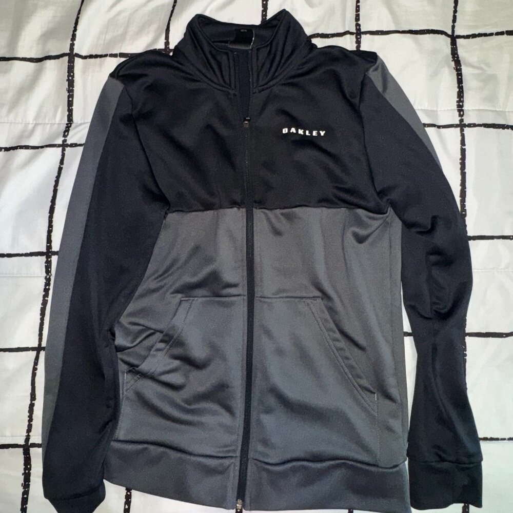 Oakley Men's Size S Full Zip Black and Grey